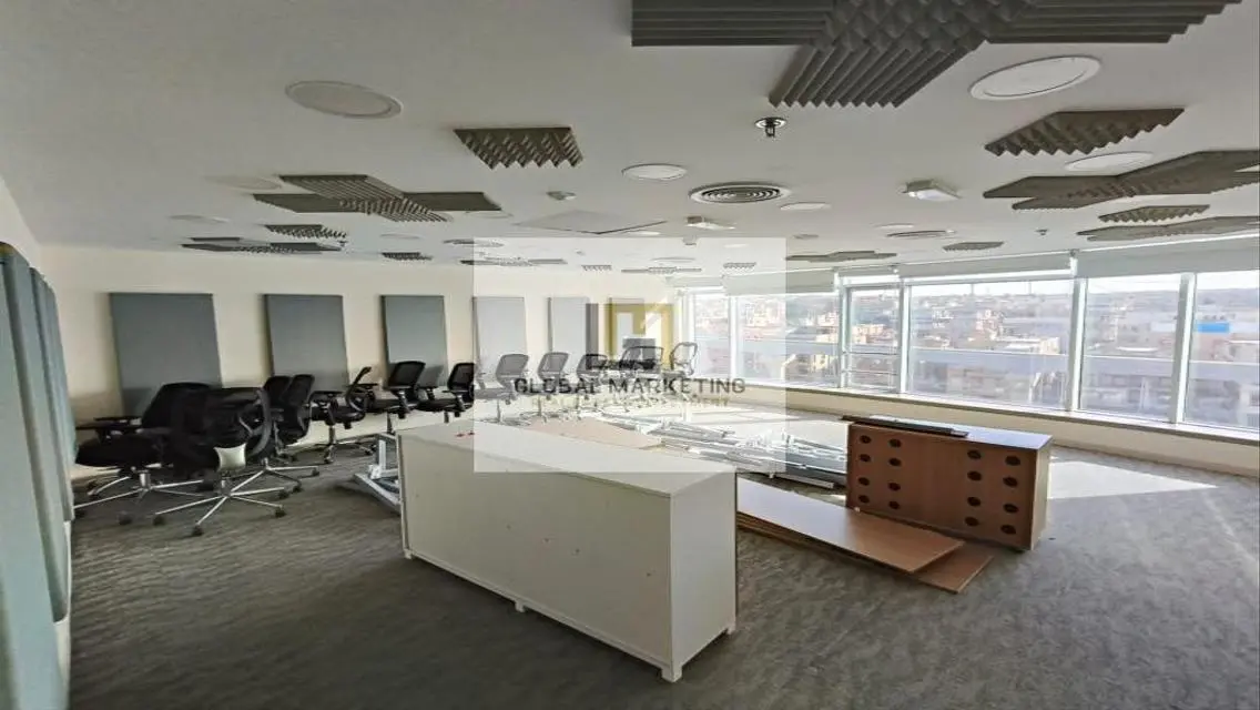 Finished Office 1100m For Rent in South Teseen