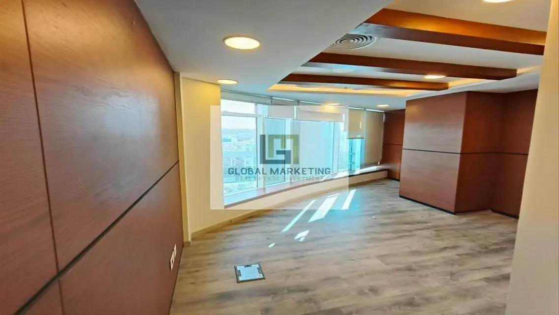 Finished Office 1100m For Rent in South Teseen