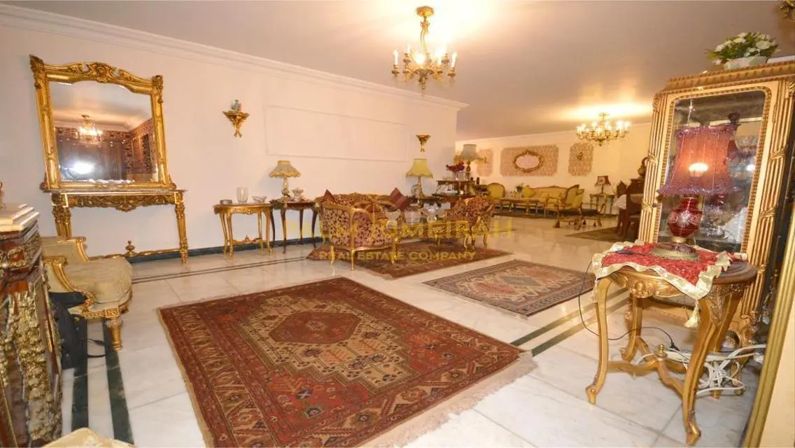 شقة للبيع بالفرش 280 م رشدي (شارع سوريا) فيو البحر