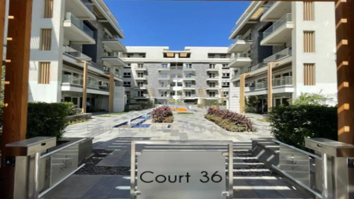 APARTMENT 3 BEDS 160 SQM IN NEW CAIRO PAY OVER 8 Y