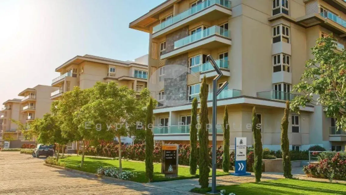 APARTMENT 3 BEDS 160 SQM IN NEW CAIRO PAY OVER 8 Y