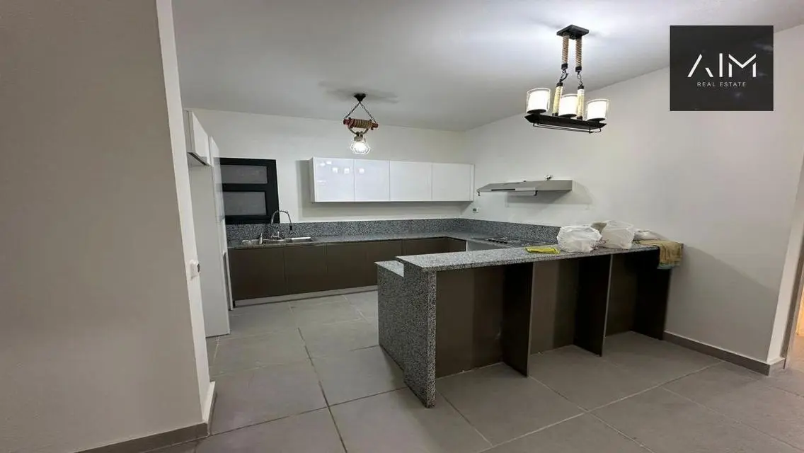 182m furnished apartment, immediate delivery, 300K