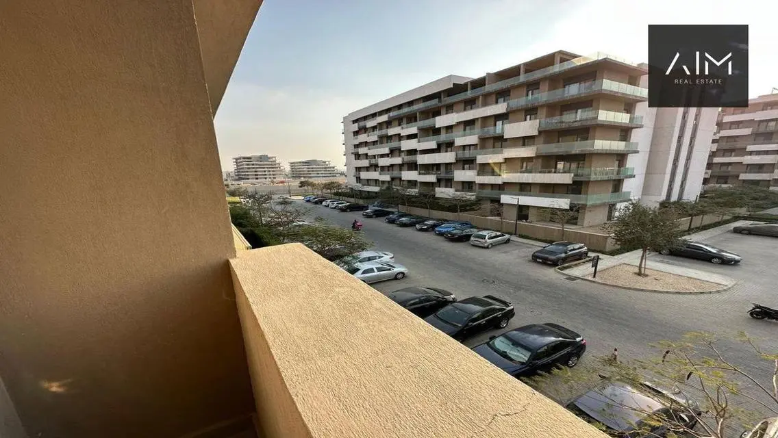 182m furnished apartment, immediate delivery, 300K