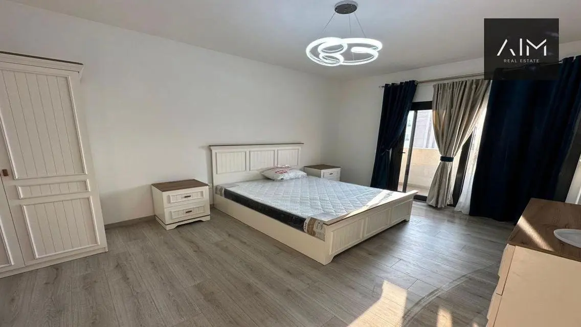182m furnished apartment, immediate delivery, 300K