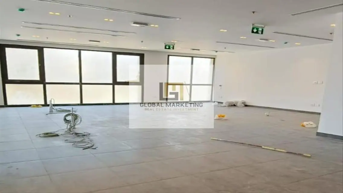 Office 245m For Rent Ready To Move in Mivida
