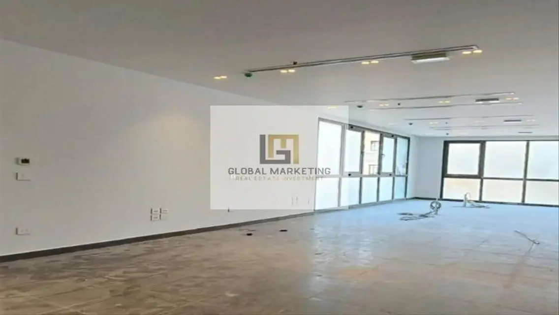 Office 245m For Rent Ready To Move in Mivida