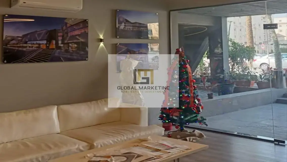 Office 2000m for rent in Teseen