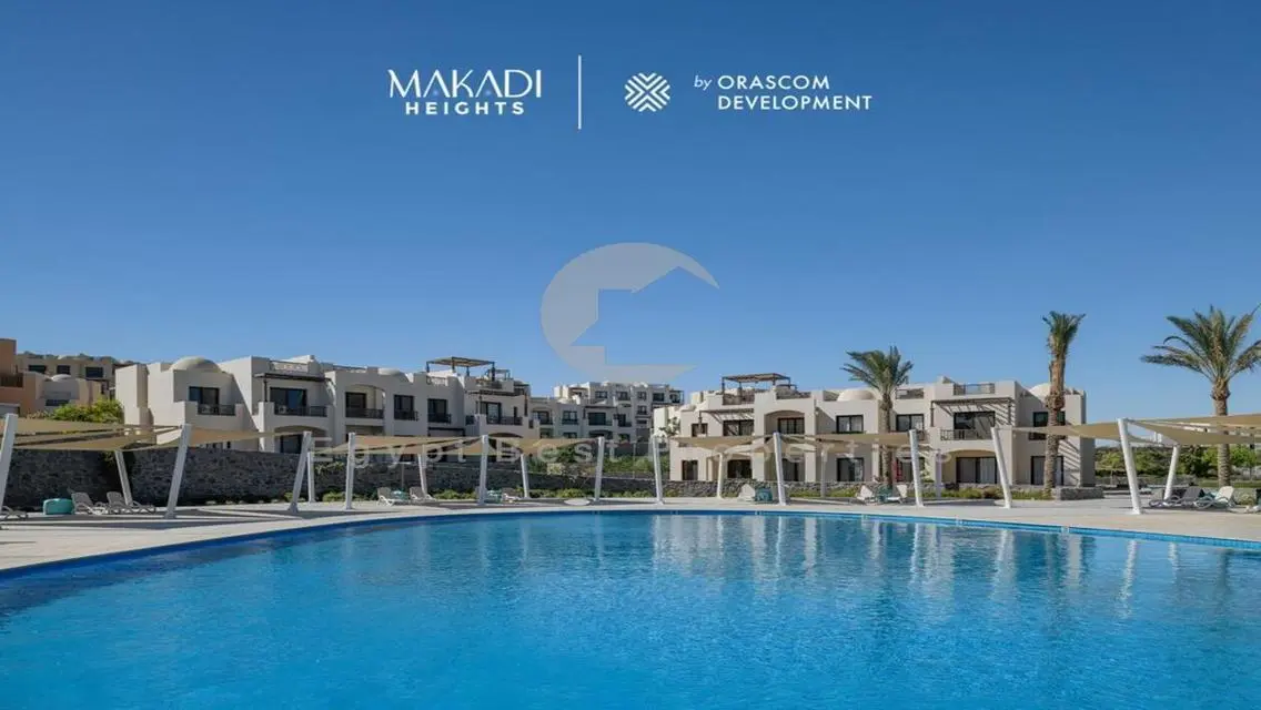 شقةباربع غرف نوم تشطيب كامل على لاند سكيب فيو