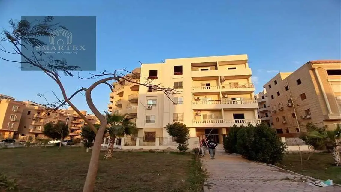 Luxury Apartment in Mall 8 with Balcony