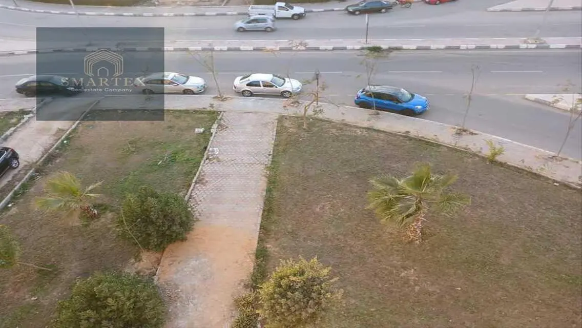 Luxury Apartment in Mall 8 with Balcony