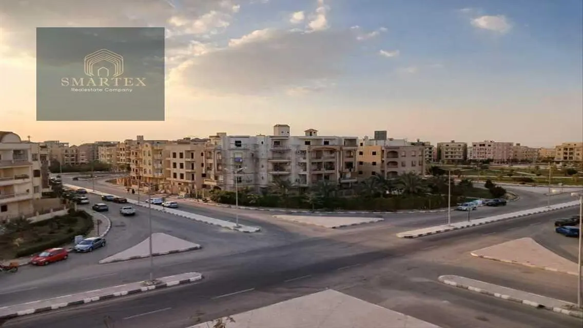 Luxury Apartment in Mall 8 with Balcony