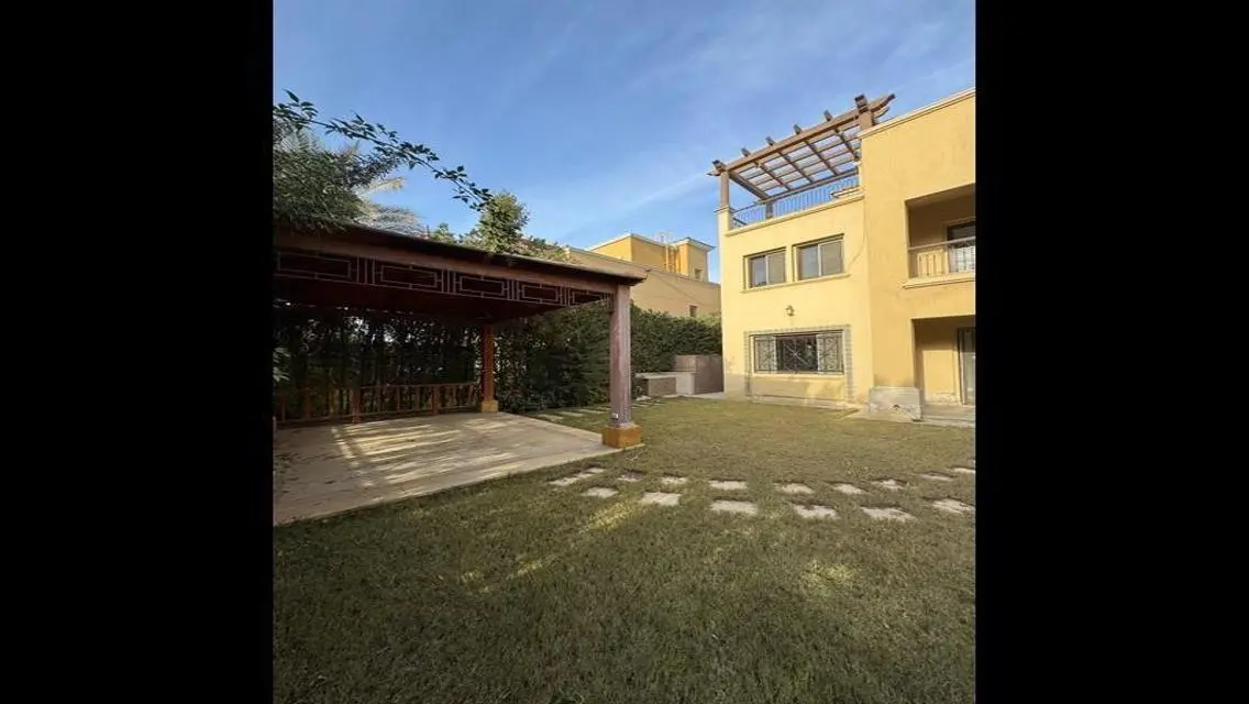 standalone villa for rent in mivida