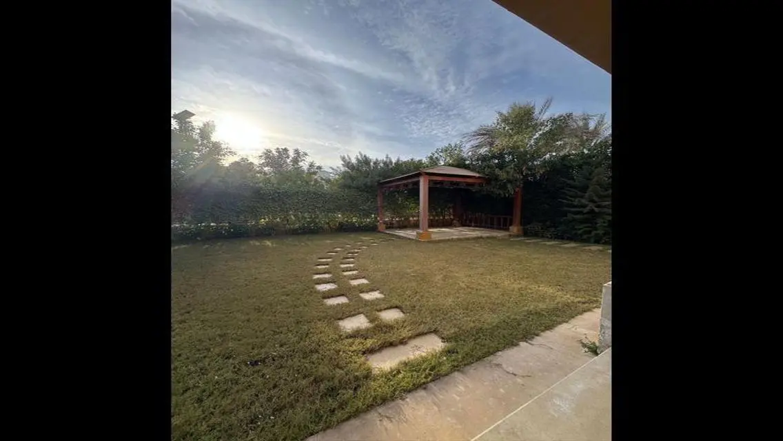 standalone villa for rent in mivida