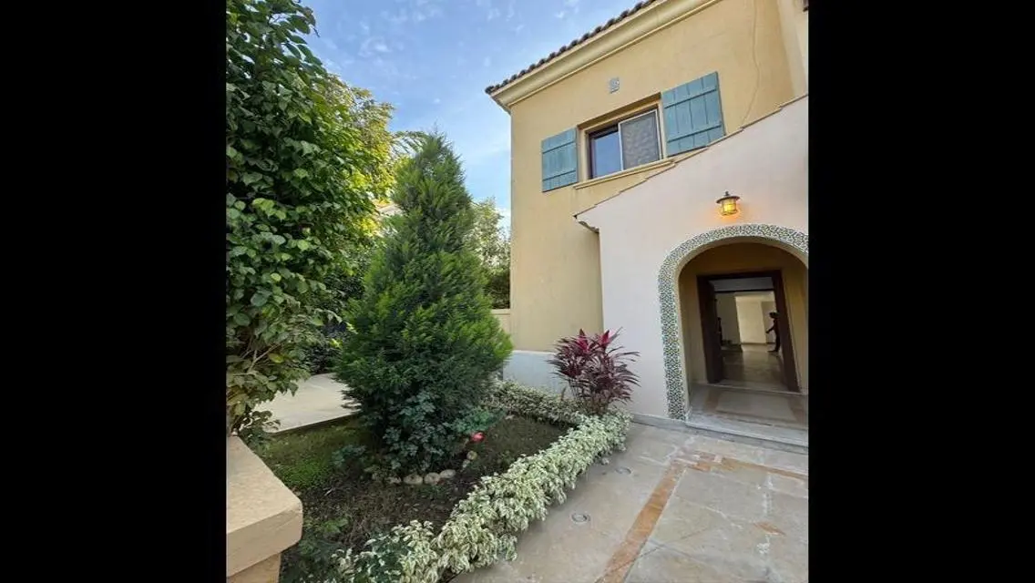 standalone villa for rent in mivida