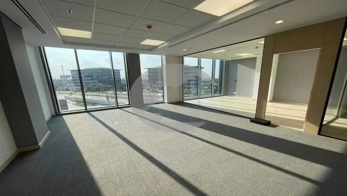 Office space for rent on the 90th at the best pric