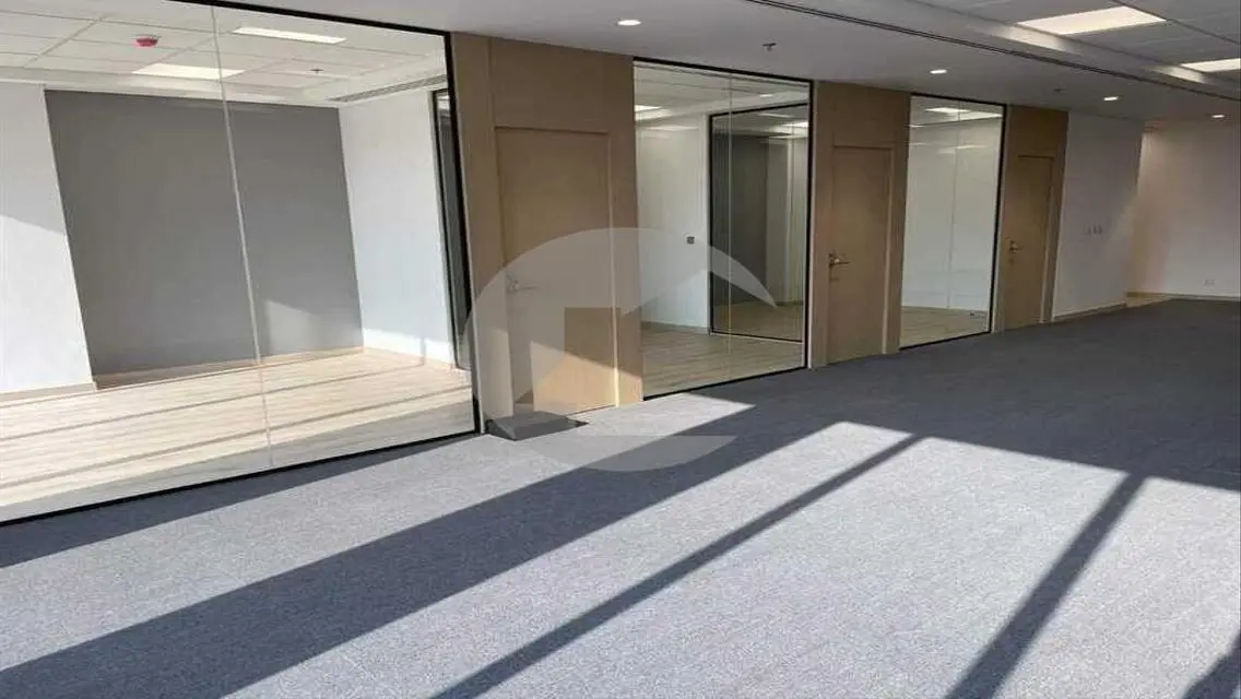 Office space for rent on the 90th at the best pric