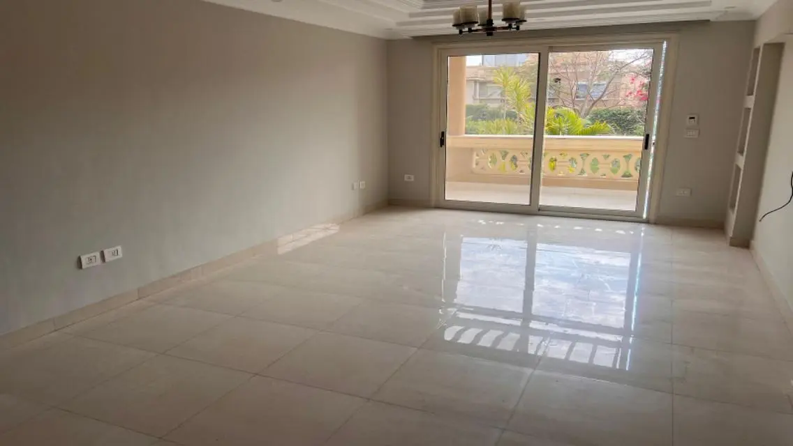 توين هاوس بسعر لقطه للايجار في كمبوند بلاجيو