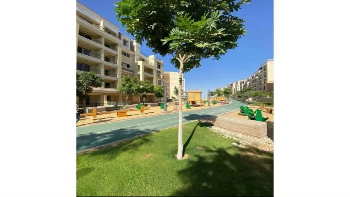 For sale APT 3BR+garden 185m in front of Madinaty