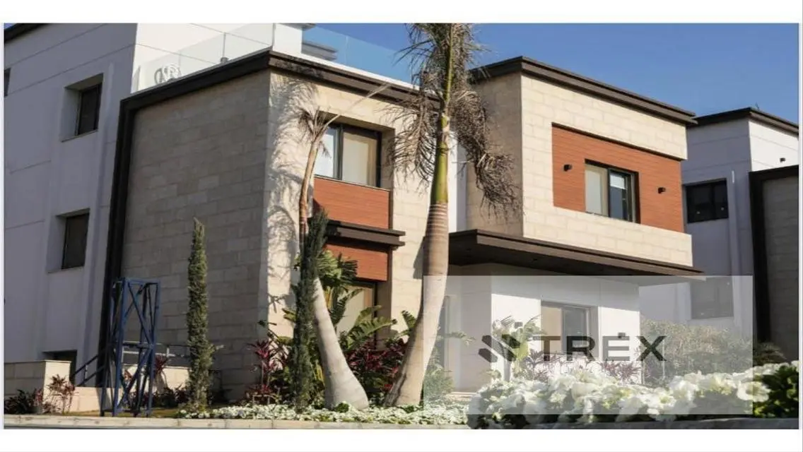 Lowest Townhouse For Sale at New Cairo 10 years