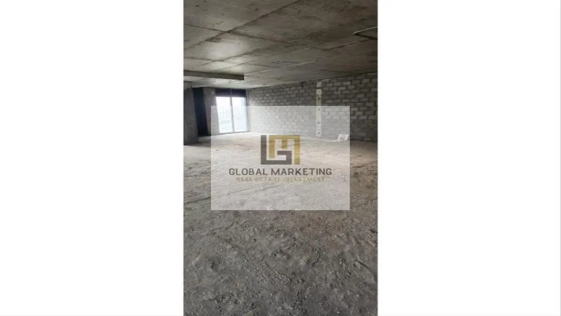 Admin office 314meters for rent in Hyde Park