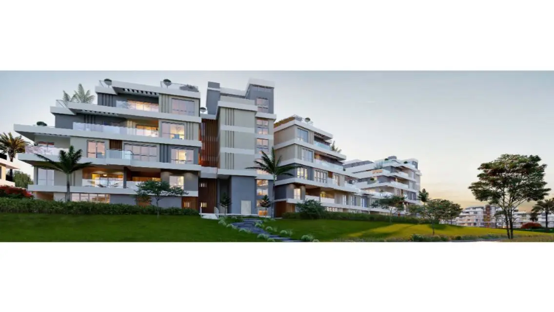 Apartment with garden for sale in Sky Condos 