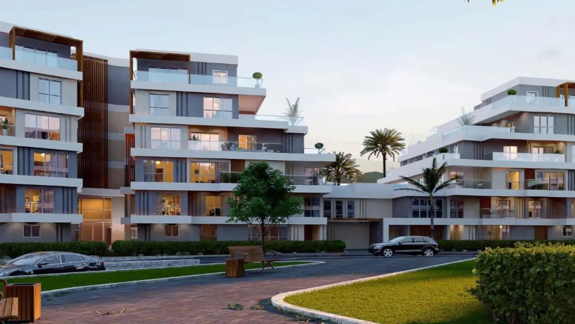 Apartment with garden for sale in Sky Condos 