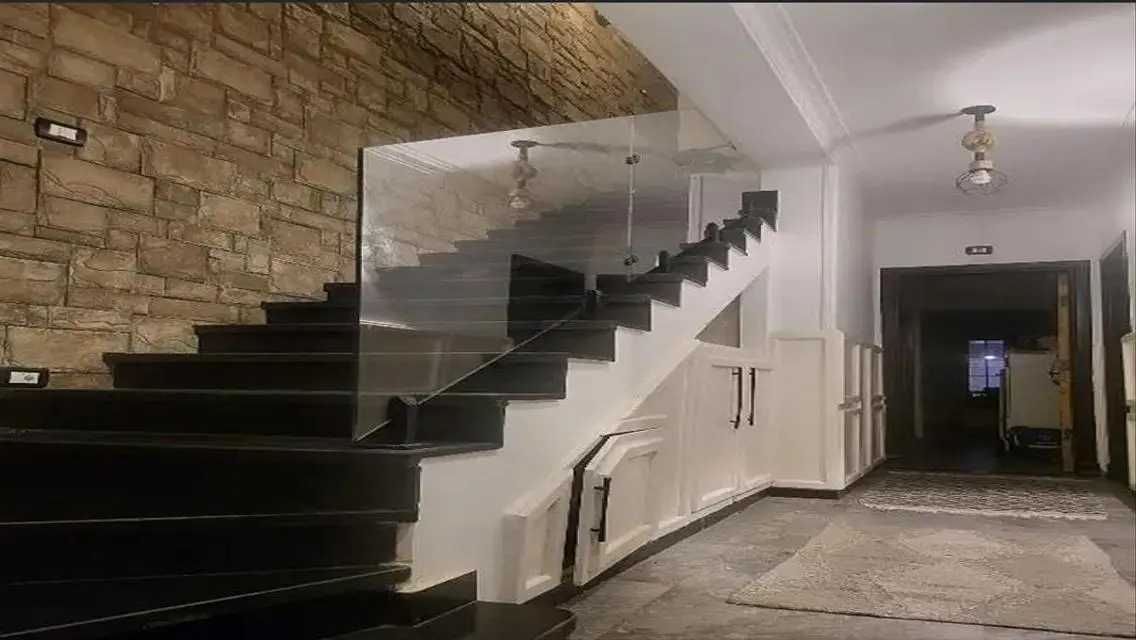 Penthouse for sale at Mountain View Hyde Park