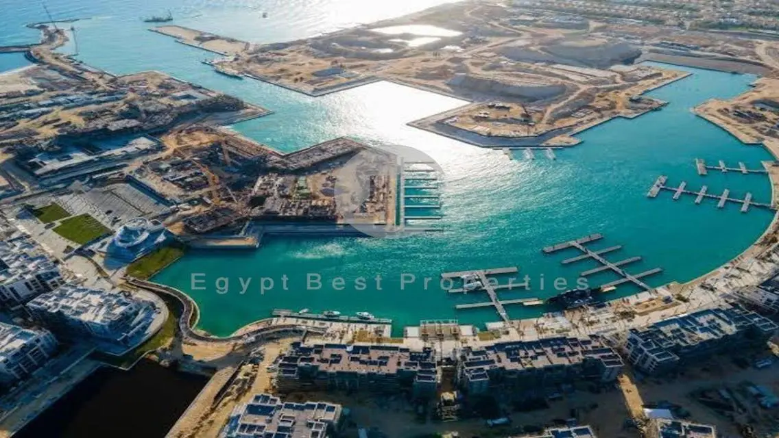شاليه في مرسى | موقع متميز | تشطيب كامل مع التكييف