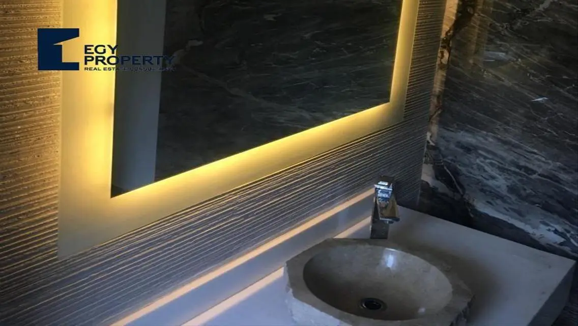 Furnished Villa Direct On Lagoon with private pool