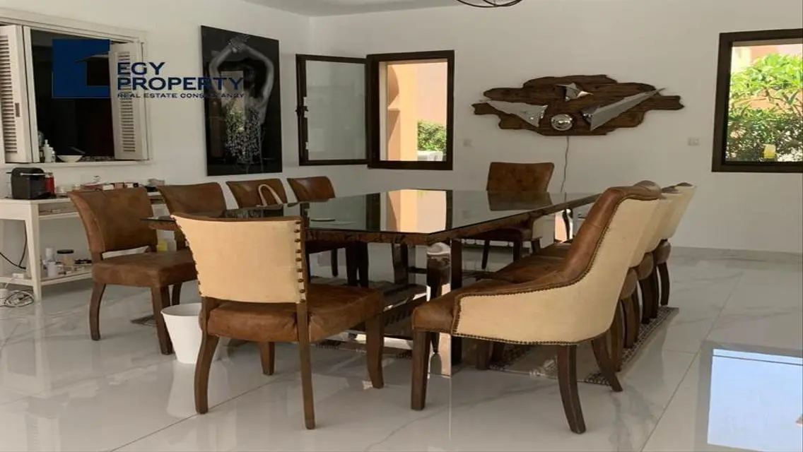 Furnished Villa Direct On Lagoon with private pool