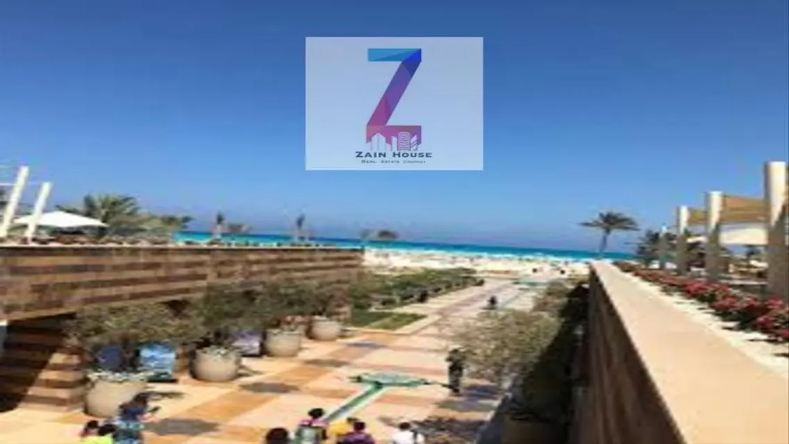 فيلا للبيع ساليرنو على اللاجون مباشرة في مراسي