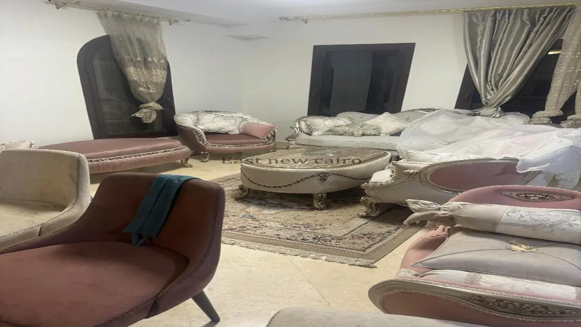 For rent, twin house in Mivida Compound