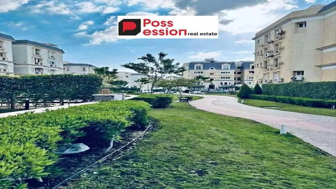 Villa 200m for sale in Mountain View 1 Compound