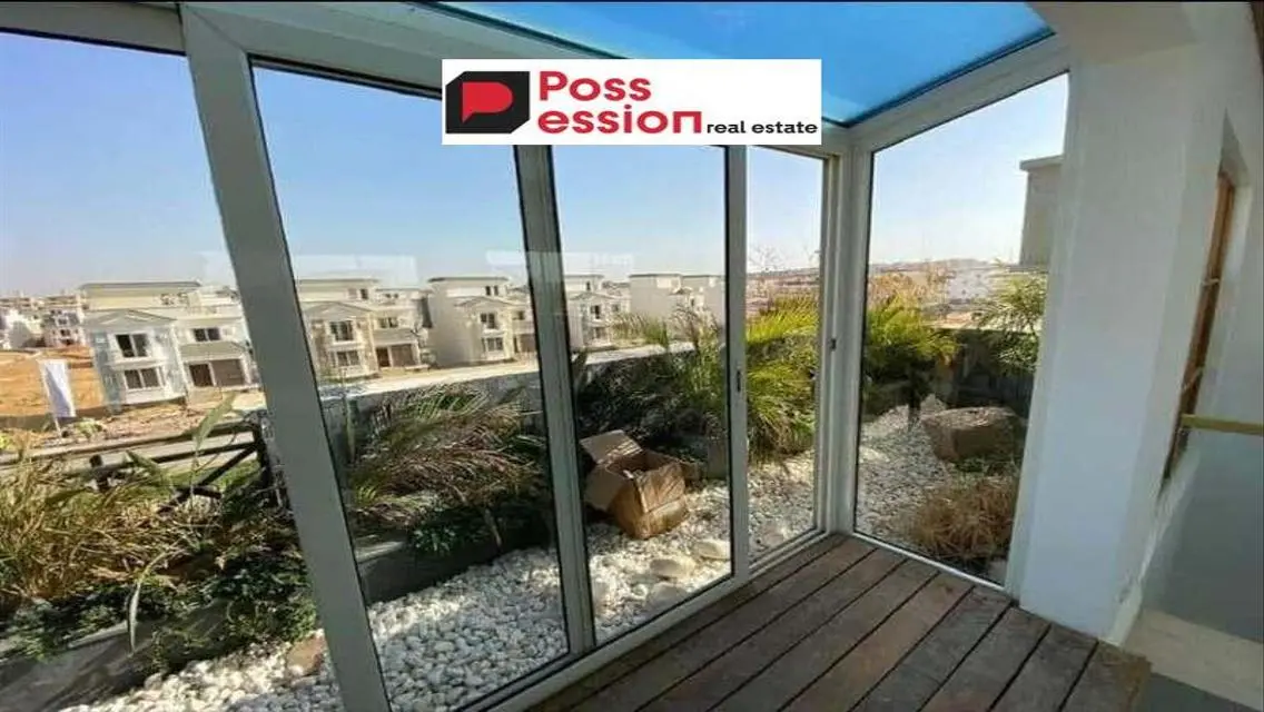 Villa 200m for sale in Mountain View 1 Compound