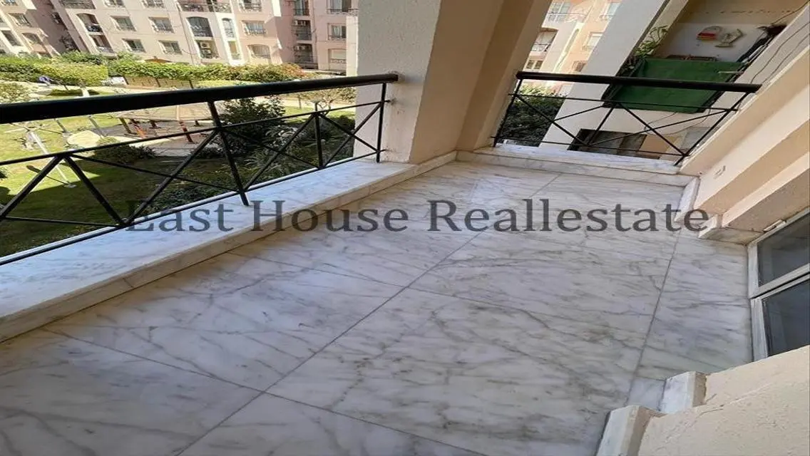 Apartment for rent furnished in Al Rehab 155m,
