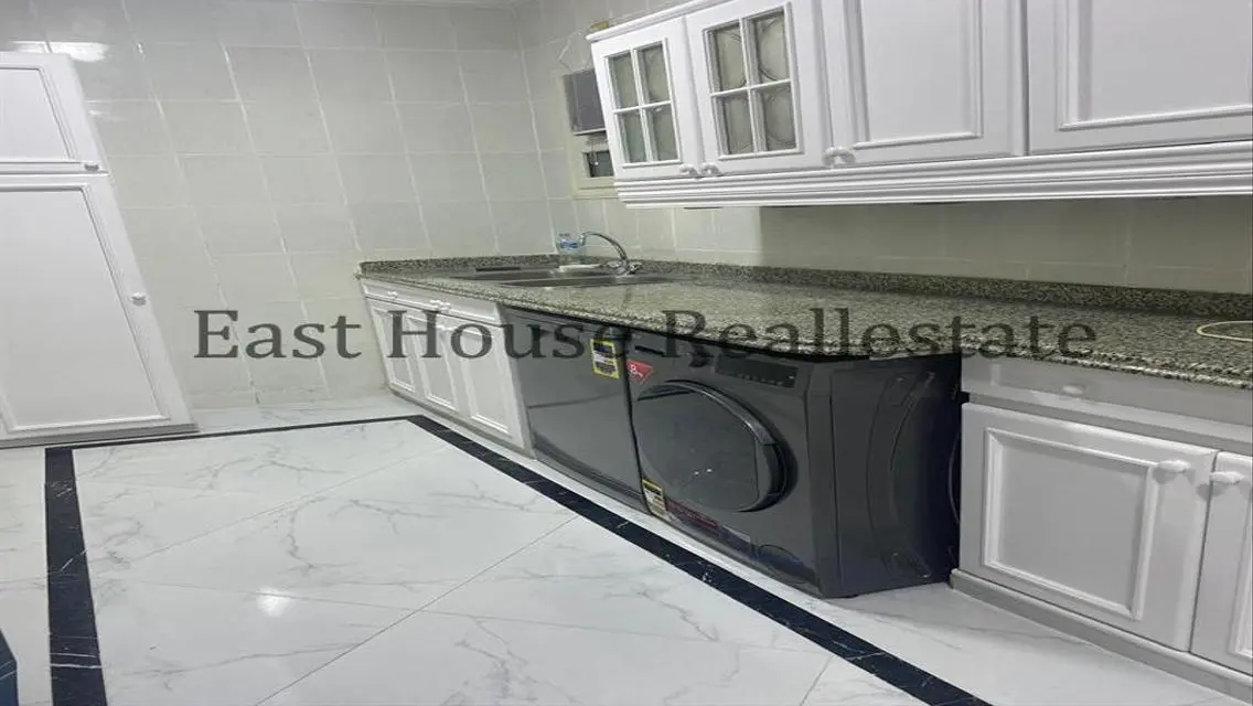 Apartment for rent furnished in Al Rehab 155m,