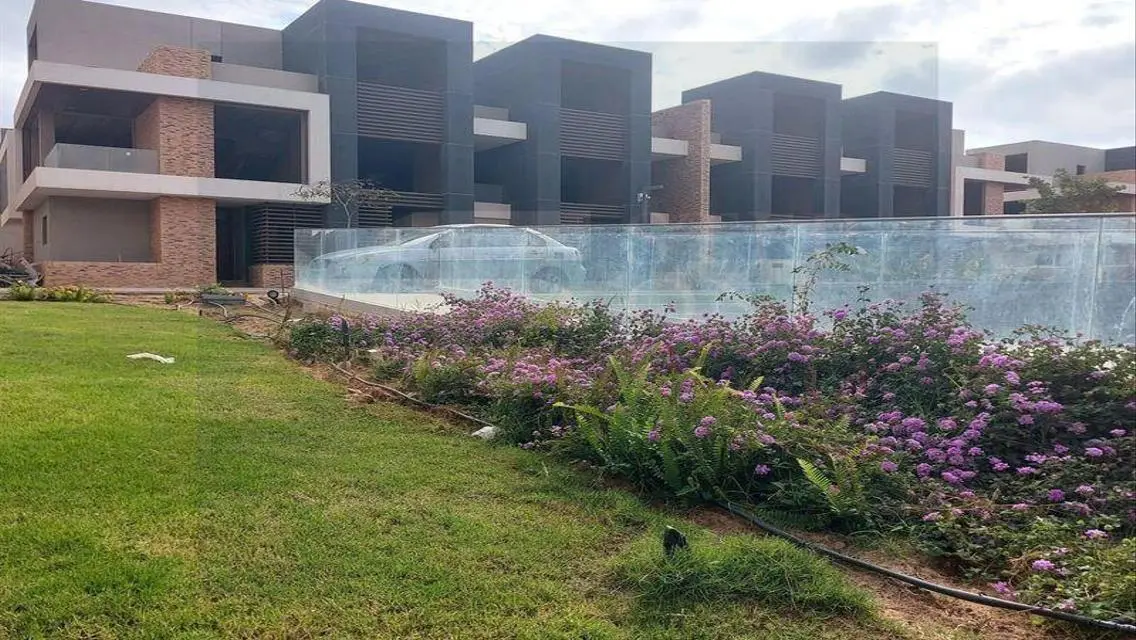 Villa for sale in Midtown 6th Settlement