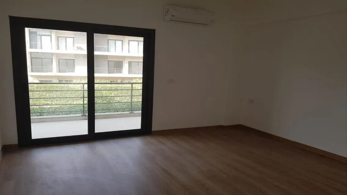 Apartment for rent in marassem with kitchen and ac