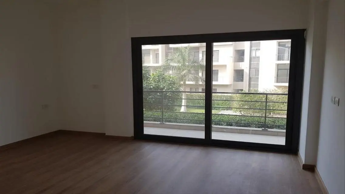 Apartment for rent in marassem with kitchen and ac