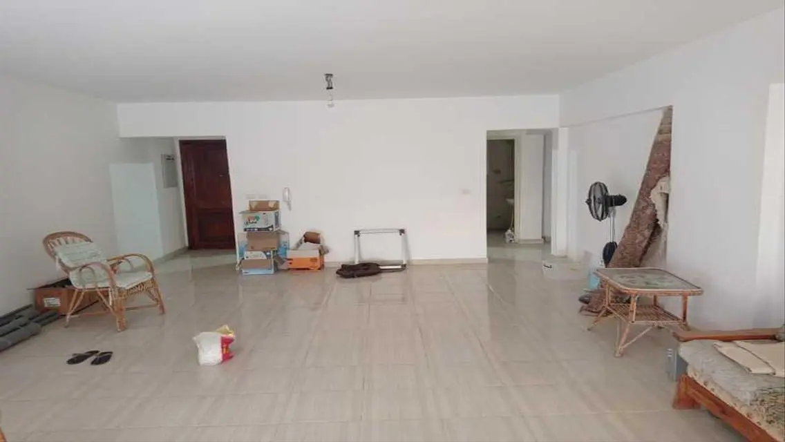 للبيع فى الرحاب شقه 162متر سعر مميز جدا