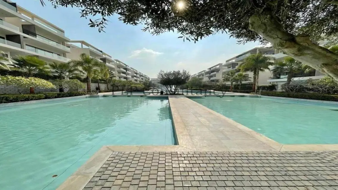 Apartment for sale in Lake View Residence