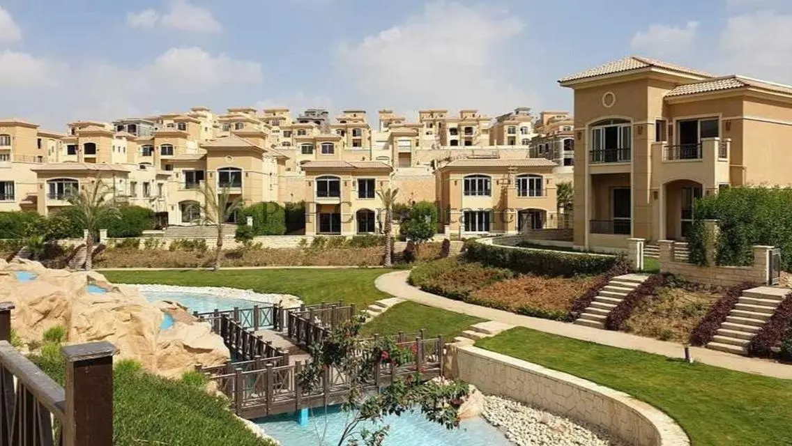 Villa for sale in Stone Park, Resale