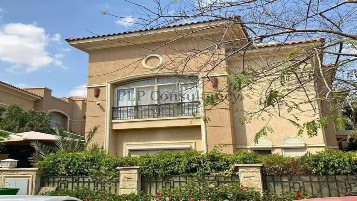 Villa for sale in Stone Park, Resale