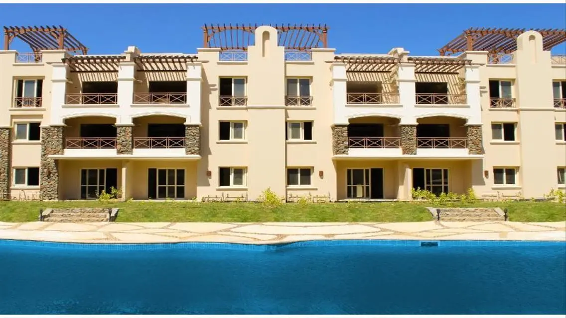2-BR chalet for sale fully finished in Blue Blue
