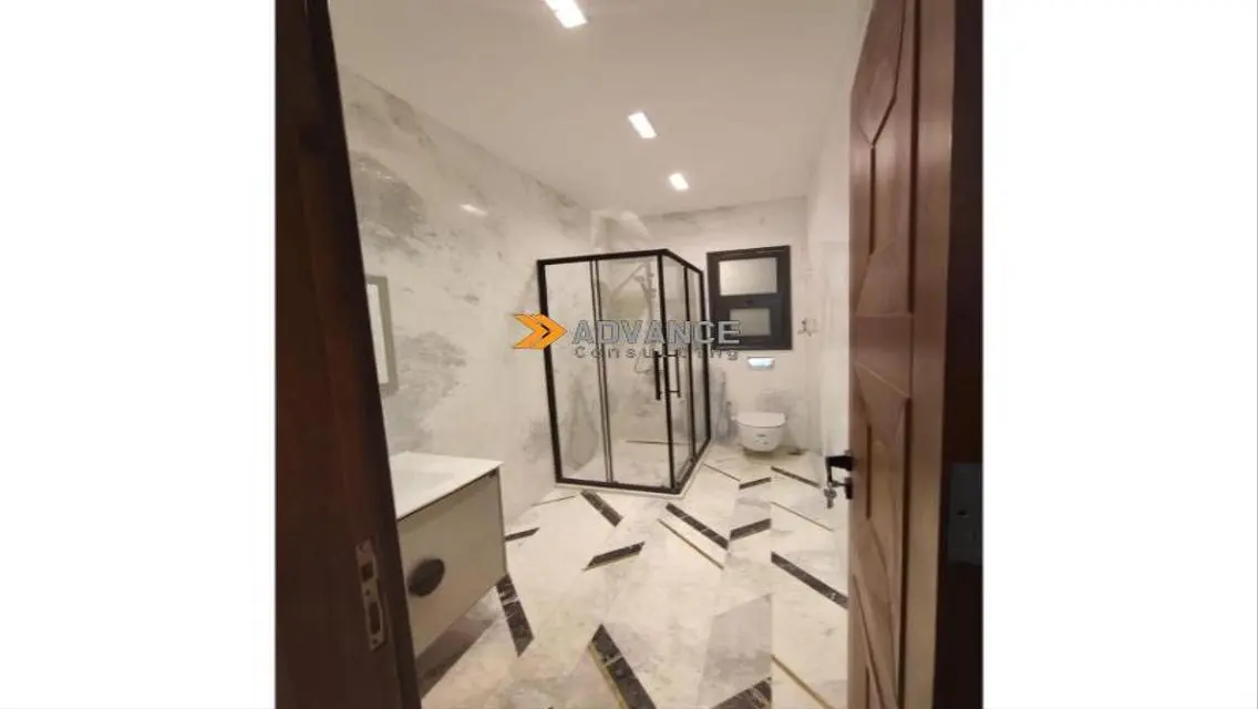 Ground floor apartment for rent in Lake View Res.