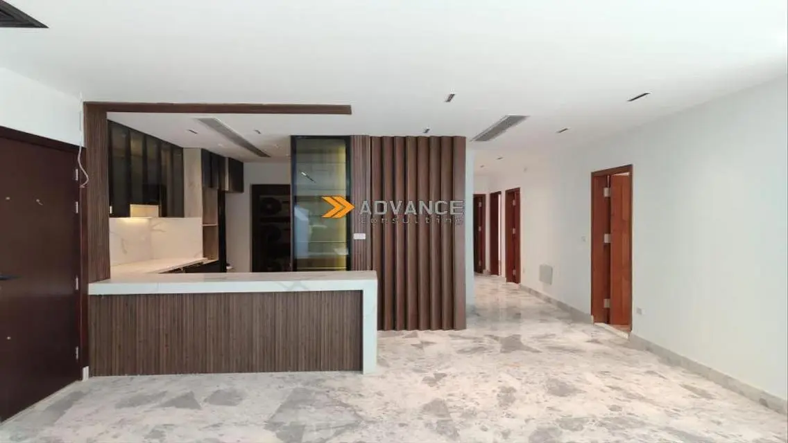 Ground floor apartment for rent in Lake View Res.