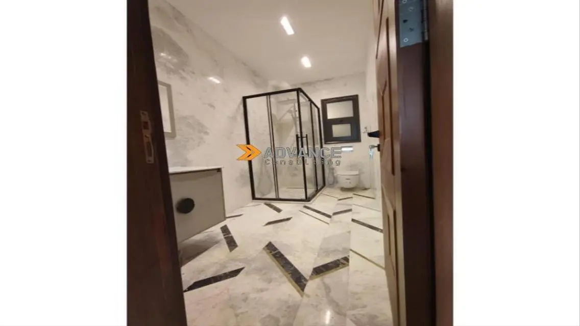 Ground floor apartment for rent in Lake View Res.