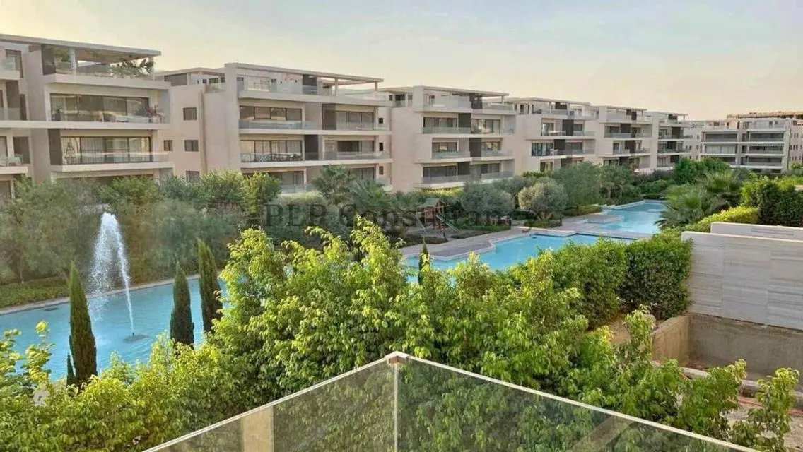 Penthouse for sale in Lake View, fully finished