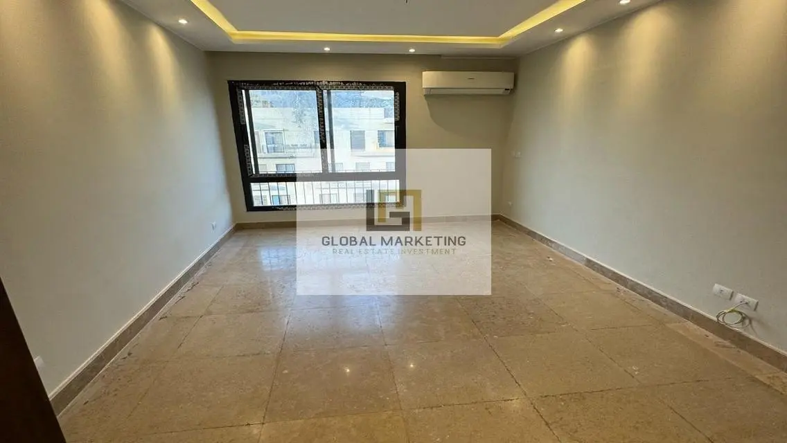 Luxury finished apartment - in Eastown