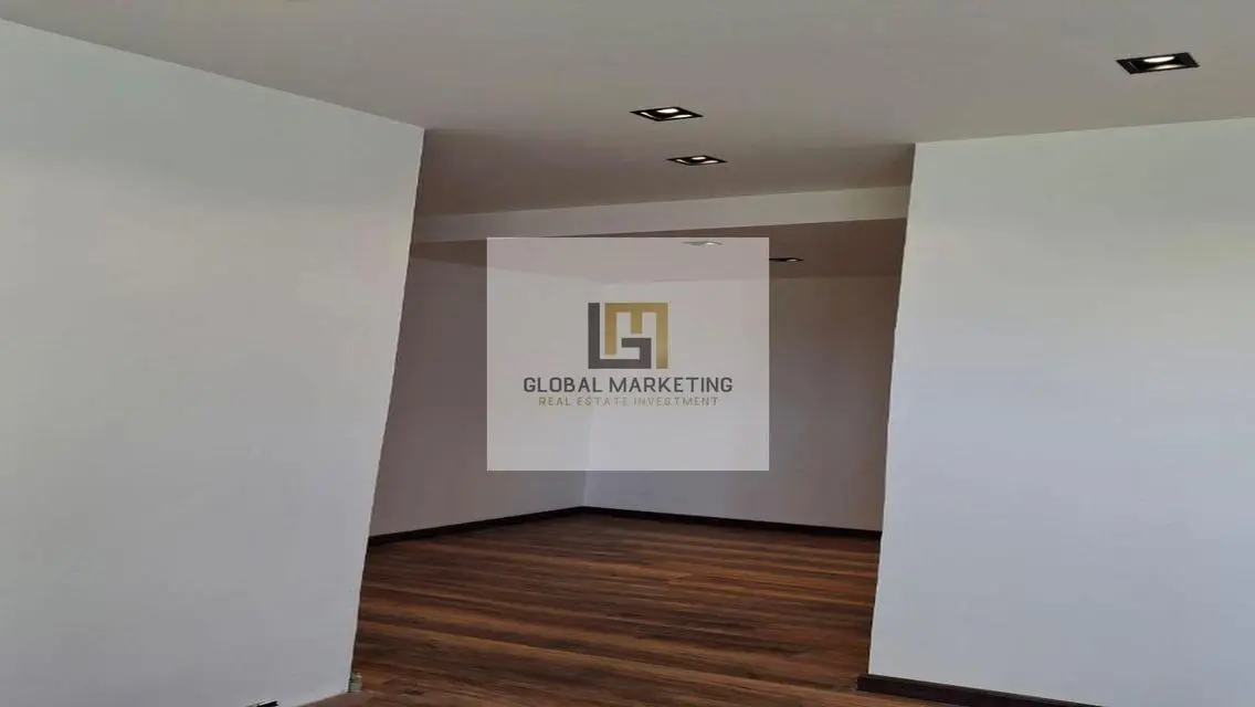 Semi furnished apartment with garden for rent